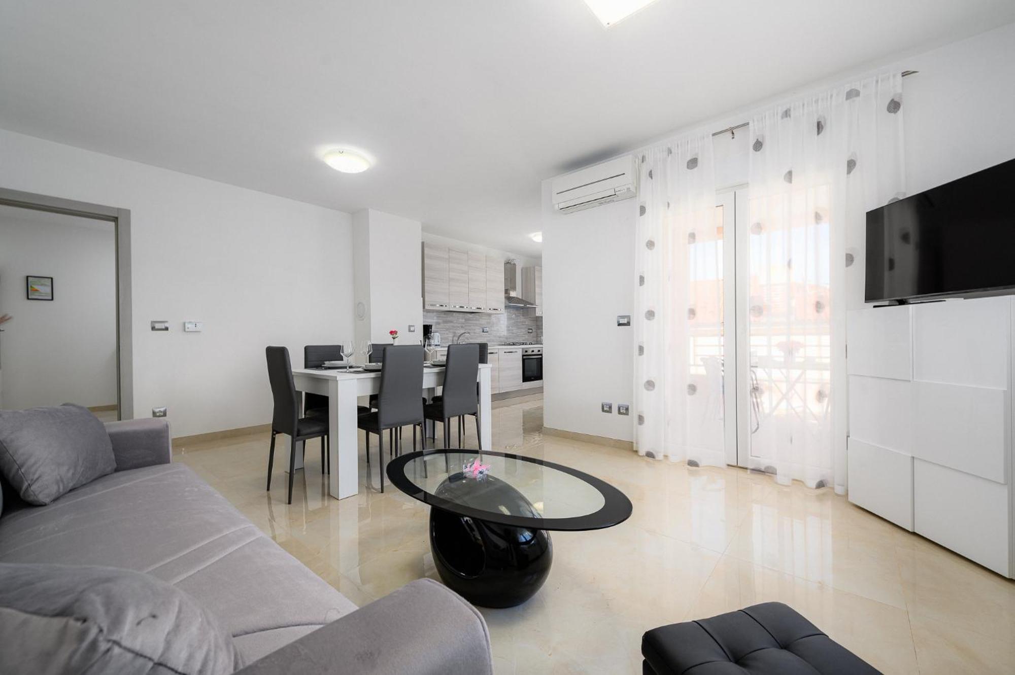 Stancija Amorozo 5 - Apartment N. 7 Пореч Экстерьер фото